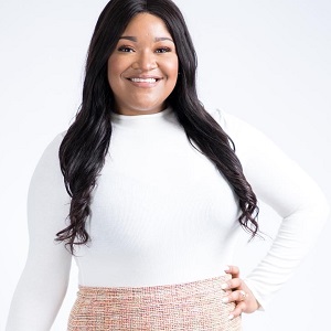 Kiana Solomon headshot
